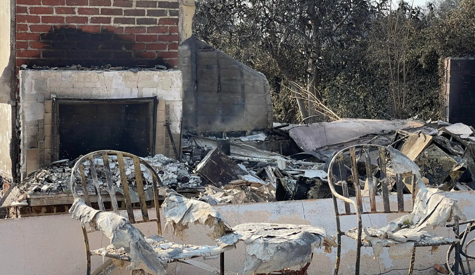 Los incendios en Los Ángeles comienzan a ceder